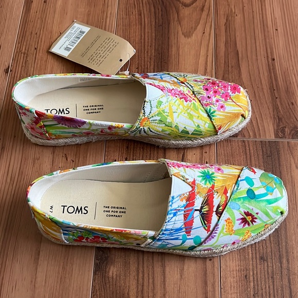 Toms Shoes - Brand New Toms Sunshine Floral Delight on Rope Size 7
